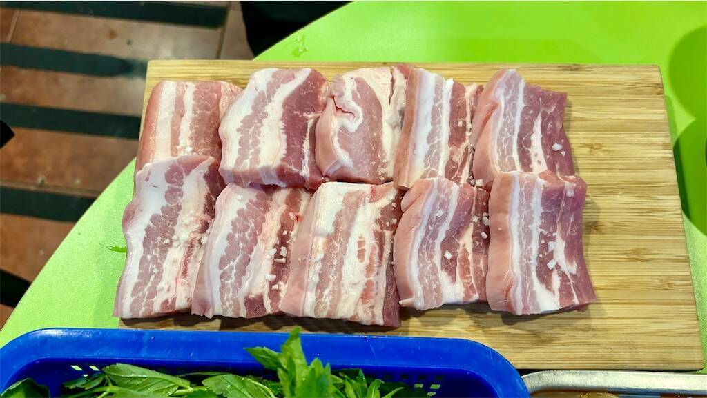 ウォンドンミナリサムギョプサルのお肉