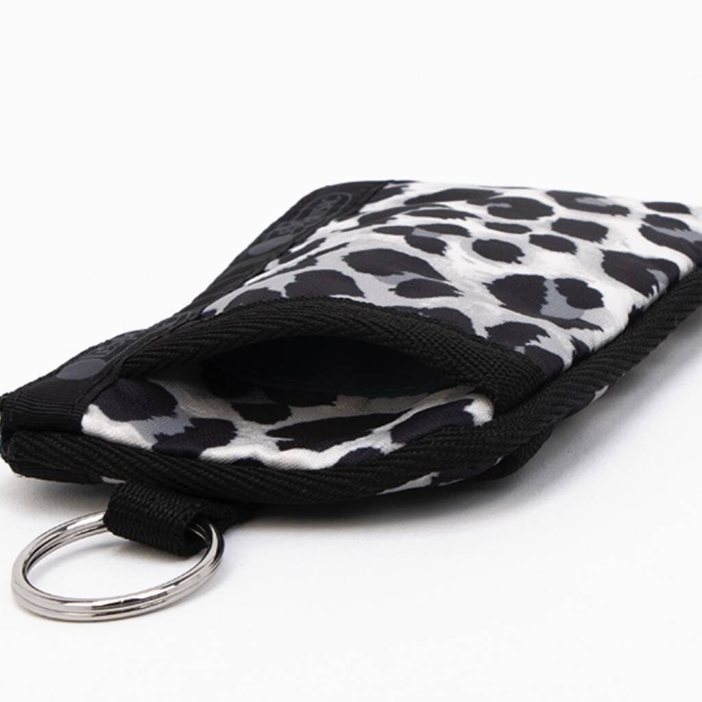 KEY CARD HOLDER
