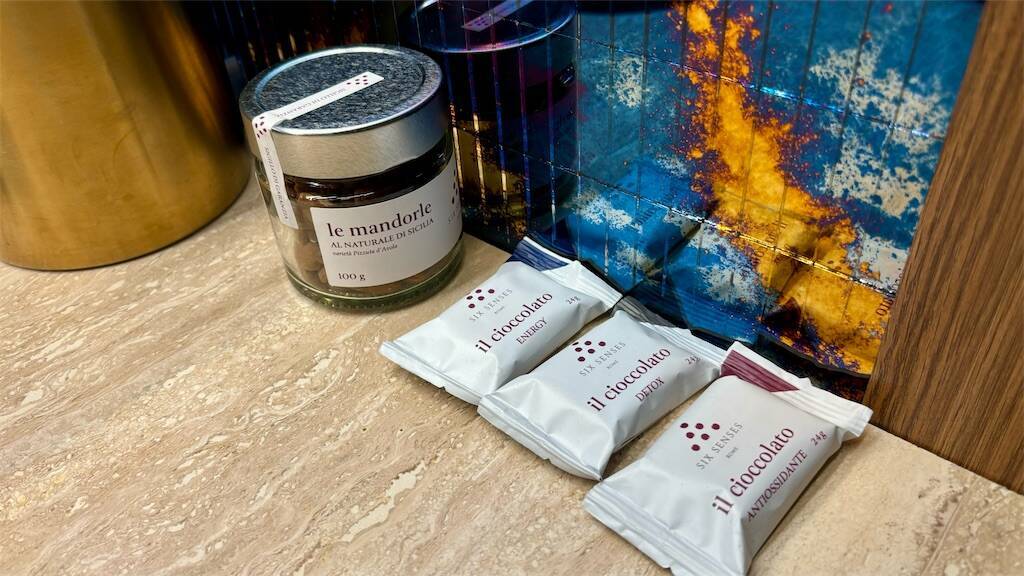 シックスセンシズ ローマの客室　ミニバー