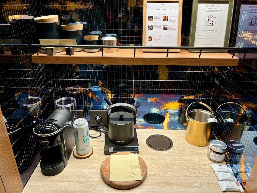 シックスセンシズ ローマの客室　ミニバー