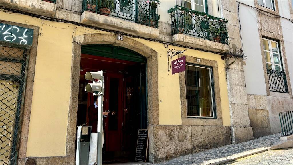 Taberna da Rua das Floresの外観