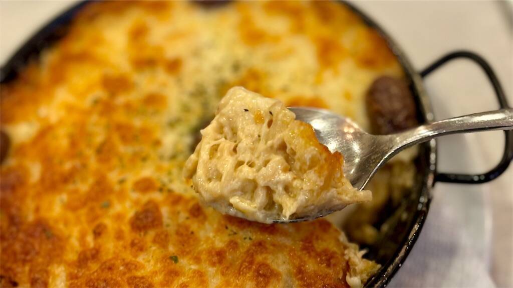 O castico restaurantのタラのグラタン