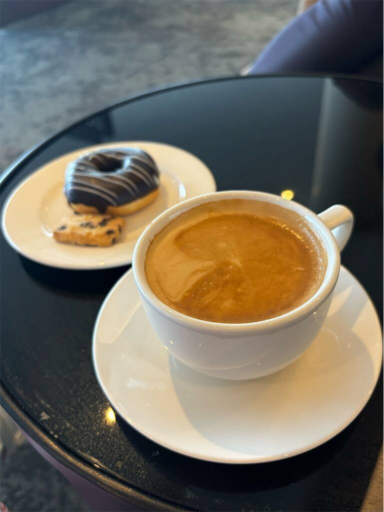 国際線ゴールデンラウンジ