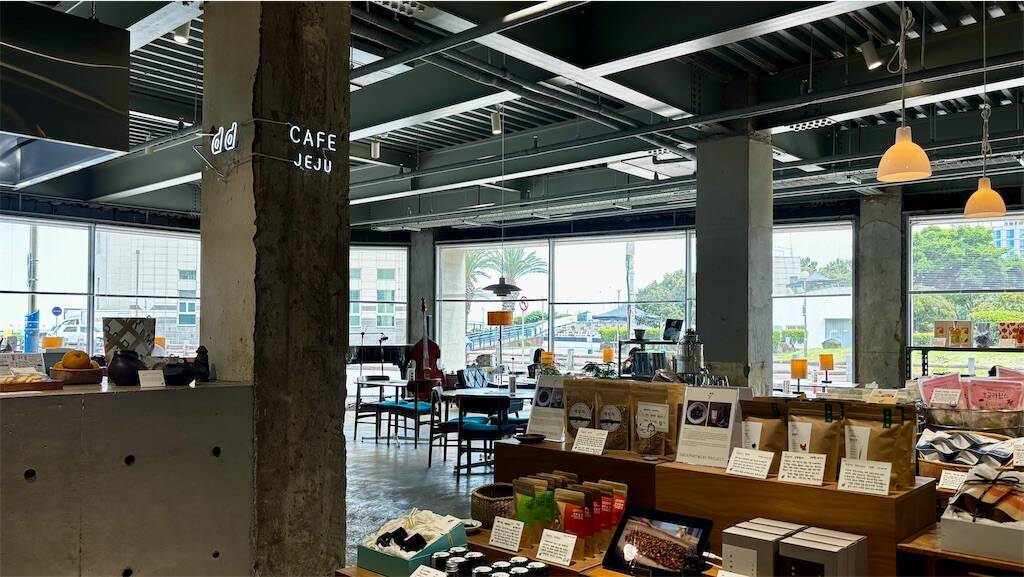 D&DEPARTMENTの店内
