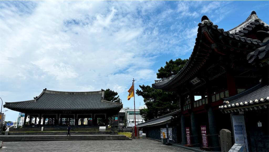 済州牧官衛址