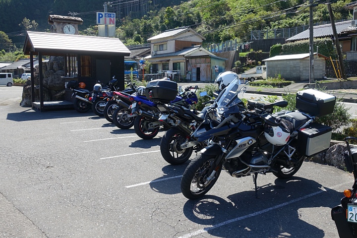 f:id:Rider_Hide:20191005210027j:plain f:id:Rider_Hide:20191005210027j:plain