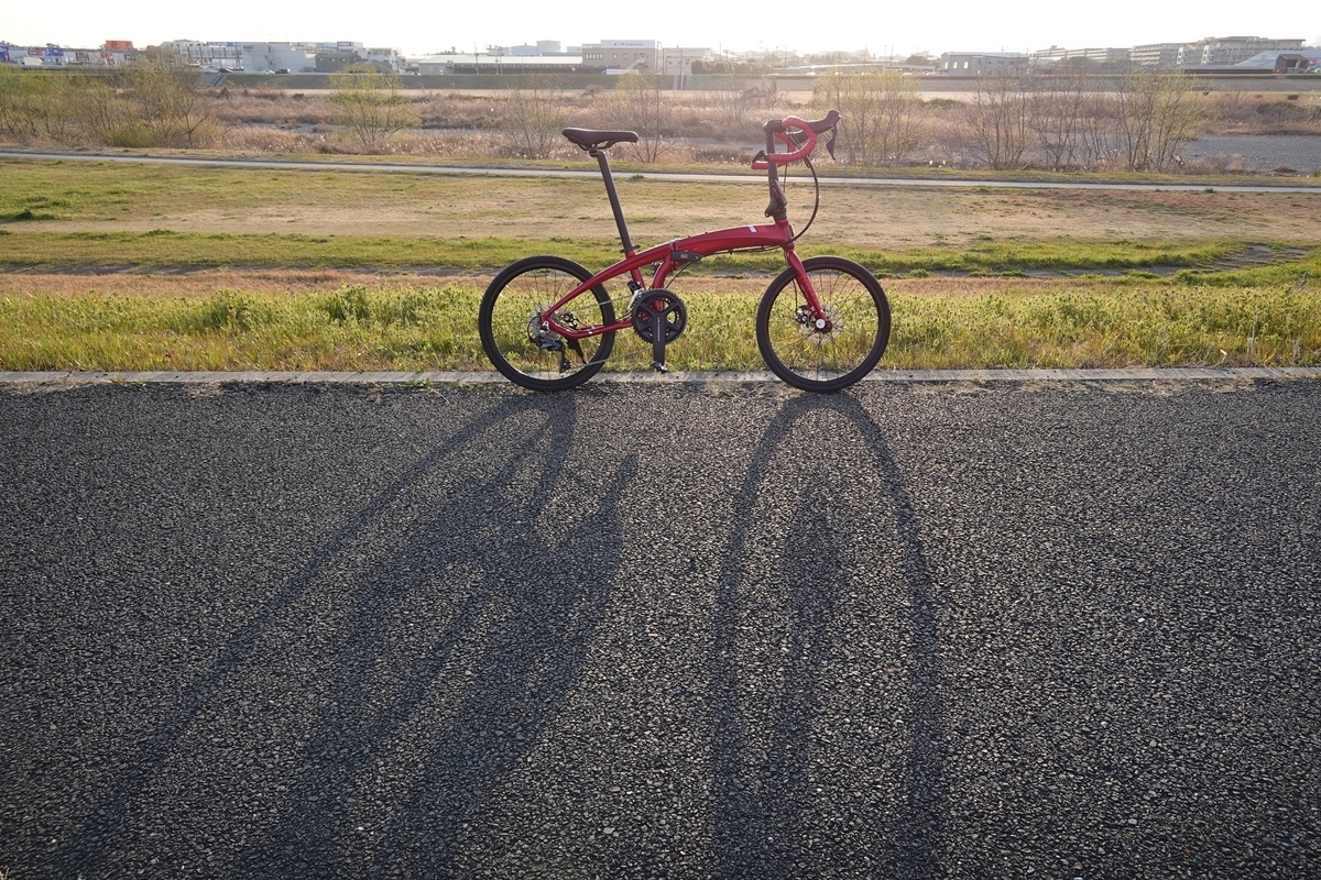 赤い Tern Verge D9 購入 - Rider Hide の No Guts, No Glory