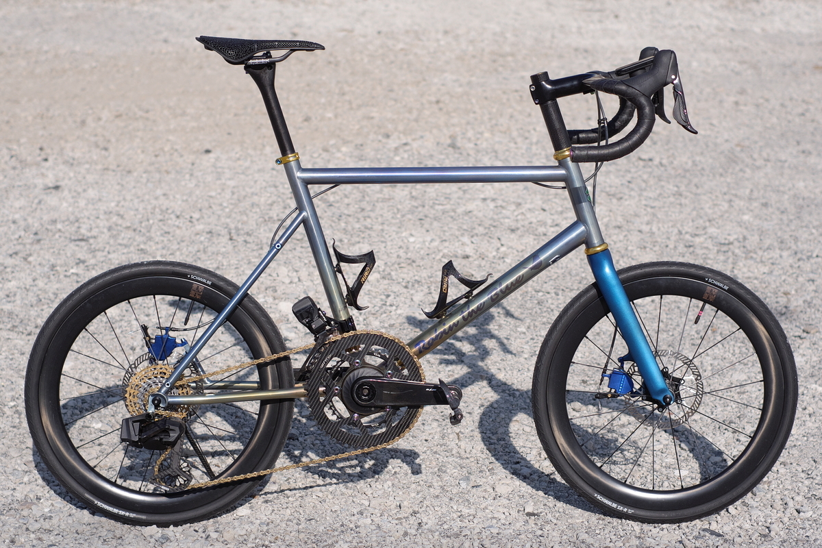 五号機 20インチ チタンミニベロロード ロビン君の紹介 - MiniVelo