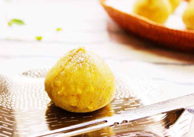 お菓子とデザイン 新杵堂 母の日 華やかな生花とセットになった国産栗100 の栗きんとんパッケージなど3選 ハピ活ライフ
