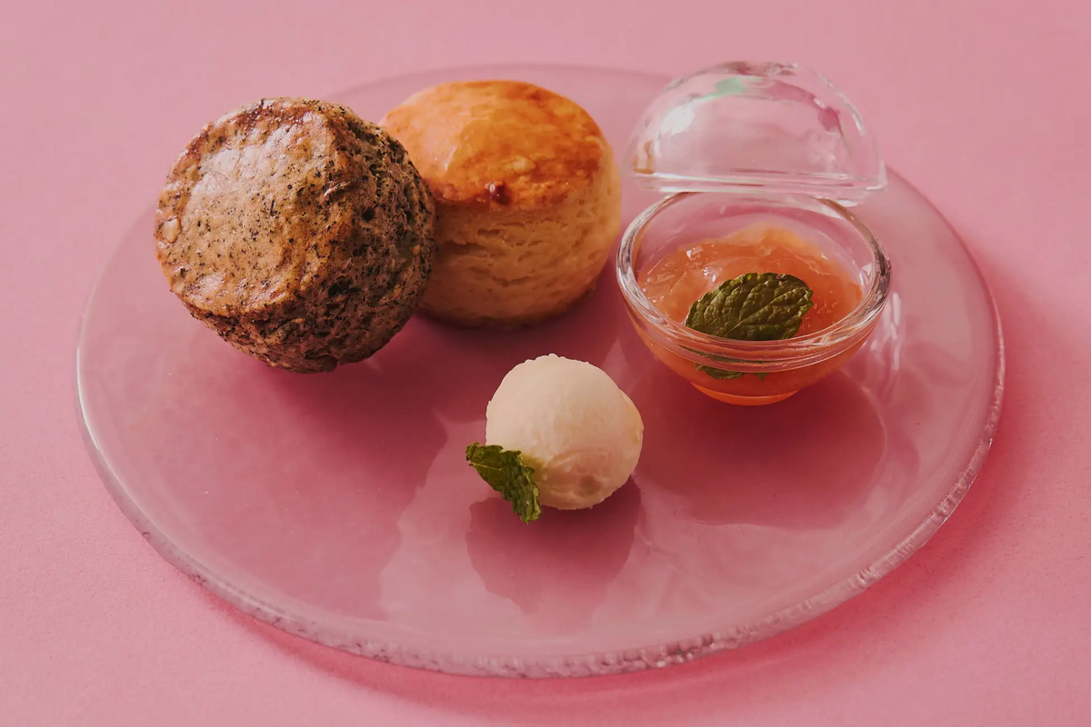 「桃とメロンのアフタヌーンティー ～夏の宝石箱～」