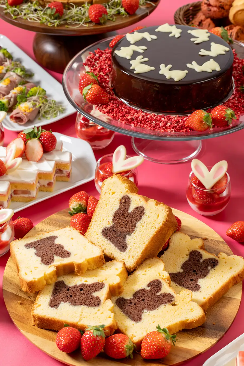 「ストロベリー＆ラブバニー アフタヌーンティー ブッフェ」