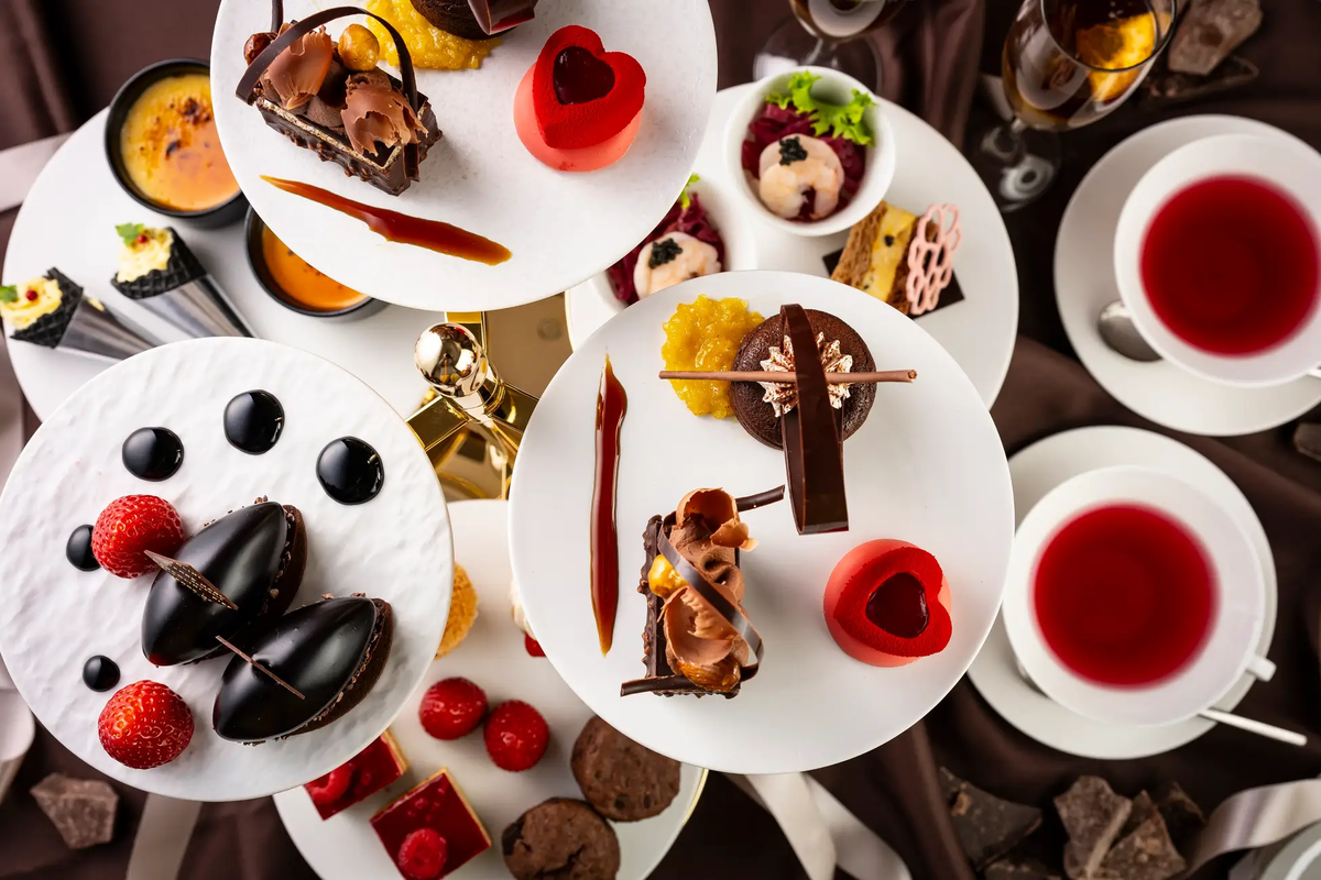 【ザ・プリンス パークタワー東京】「ピエール マルコリーニ」コラボアフタヌーンティー。チョコレート＆苺が織りなすショコラやケーキなど