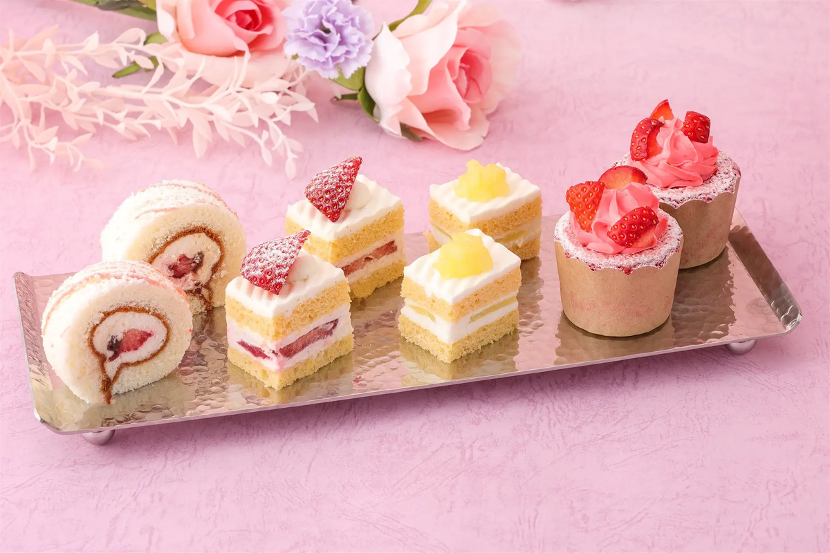 【ホテルニューオータニ幕張】いちごアフタヌーンティーセット。春色の苺にときめくケーキやマドレーヌなど