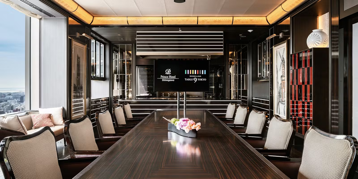 「DINING & BAR TABLE 9 TOKYO」