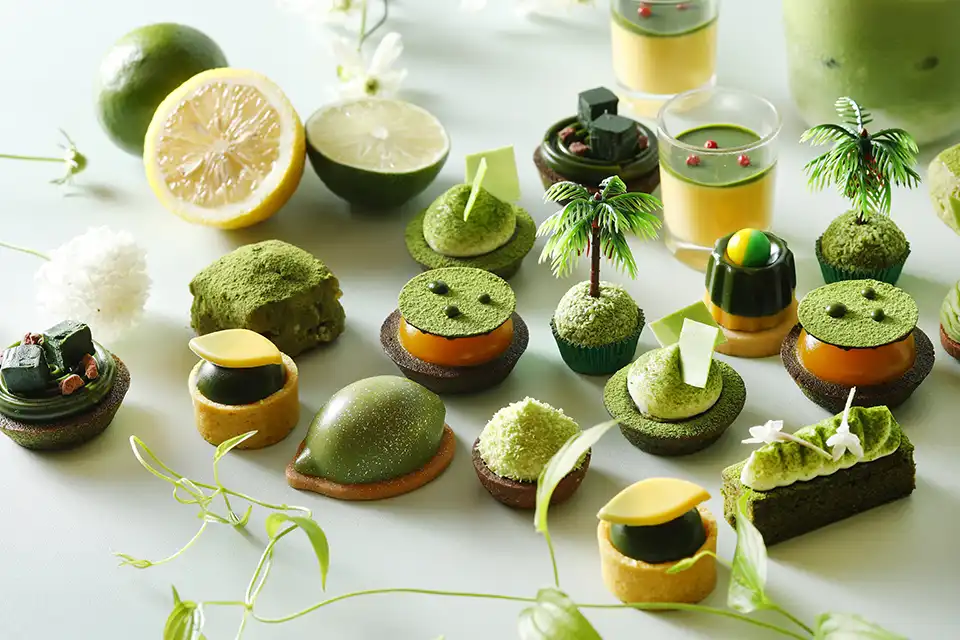 【ANAインターコンチネンタルホテル東京】抹茶アフタヌーンティー。濃厚な宇治抹茶の風味を楽しめるパウンドケーキやムースなど