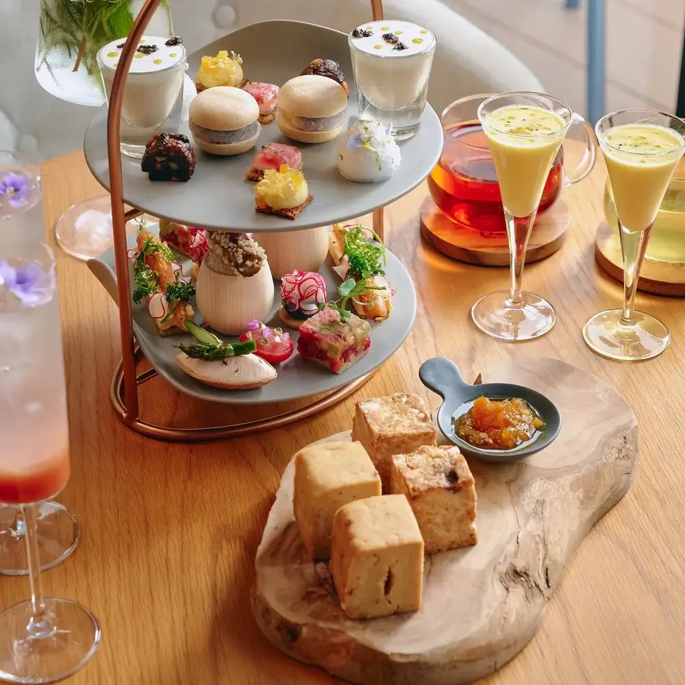 【ビヨンドスイーツ表参道店】選べる2種のグルテンフリーアフタヌーンティー。小麦も白砂糖も使わないスイーツやセイボリーなど