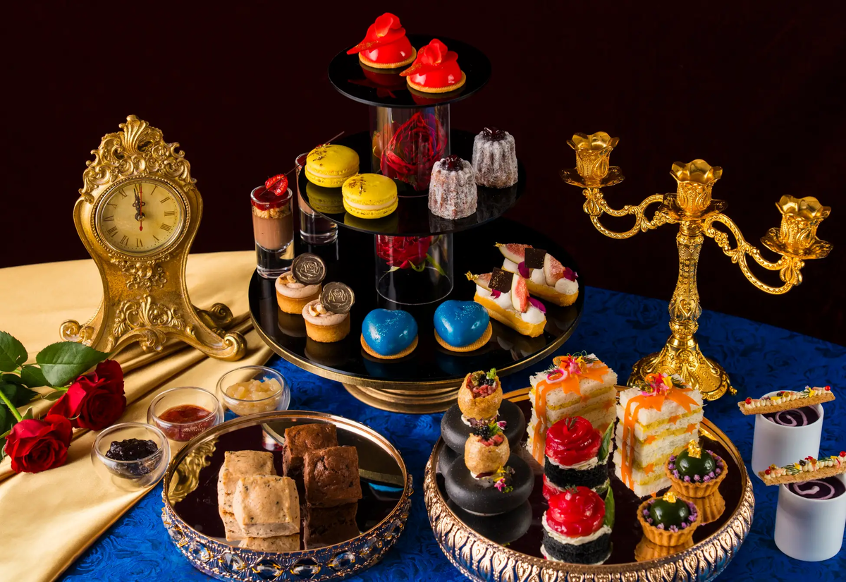 【ヒルトン広島】「美女と野獣」アフタヌーンティー。愛の物語が華やかに紡がれたタルトやムースなど