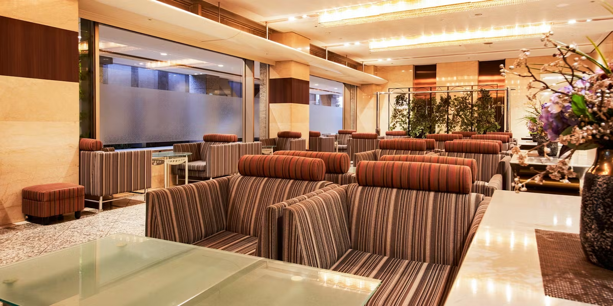 「ロビーラウンジ」