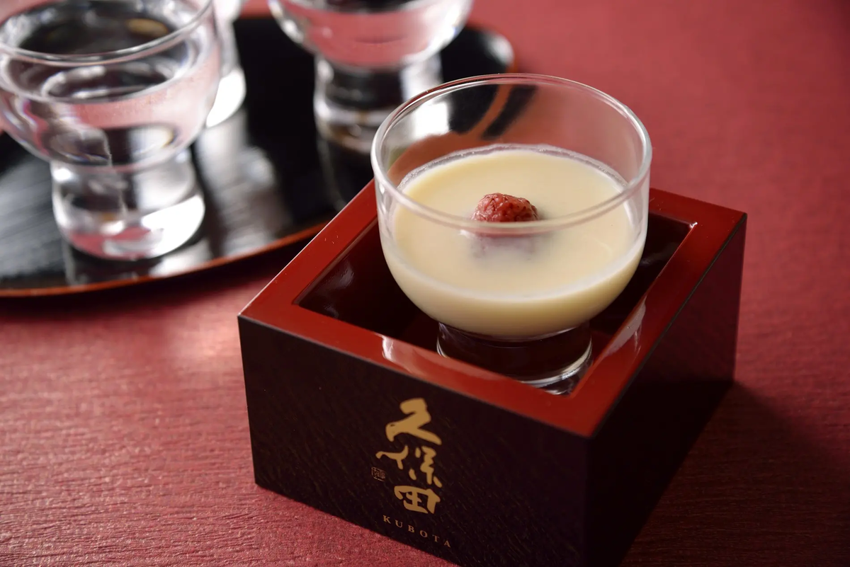 梅かおる燗酒("久保田 純米大吟醸"×梅ジュース)