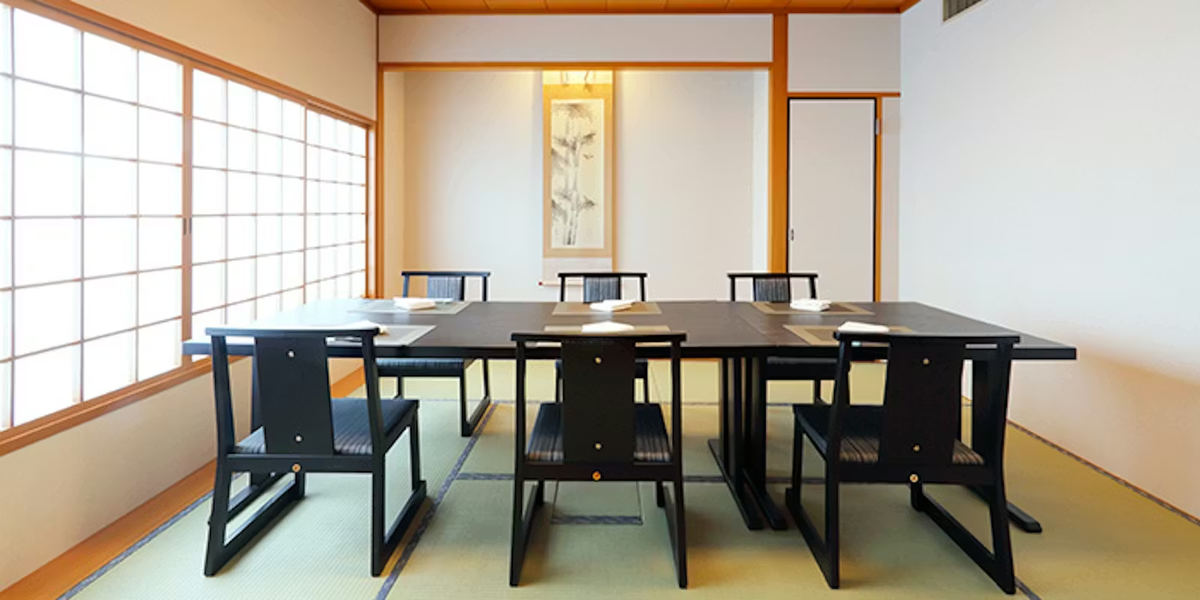 2階 和食「からまつ」