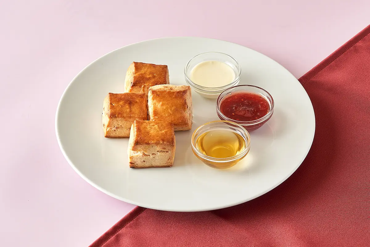 ホテル ラ・スイート神戸ハーバーランド「Strawberry Afternoon Tea」