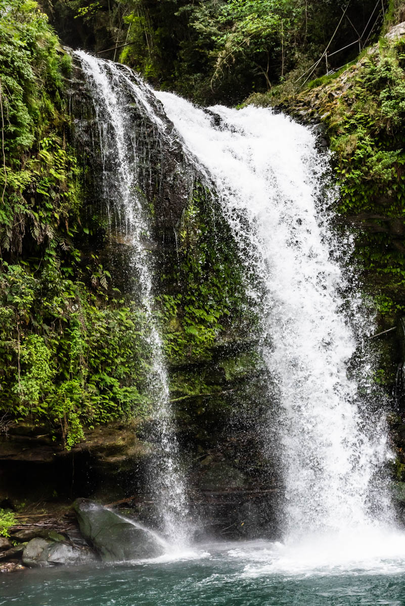 大分県 慈恩の滝 アクセス簡単な裏見の滝 福岡情景写真