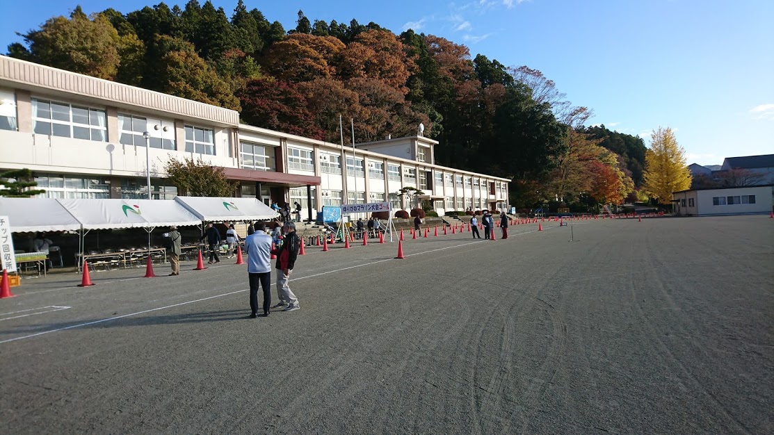 第３８回ゆりがねマラソン大会会場の馬頭小学校