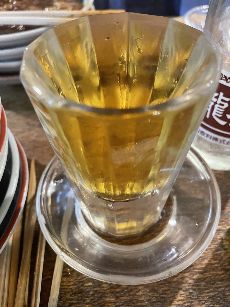 宇ち多 立石 もつ焼き8皿 梅割り3杯半 ウーロン茶 22年5月12日 俺のめし