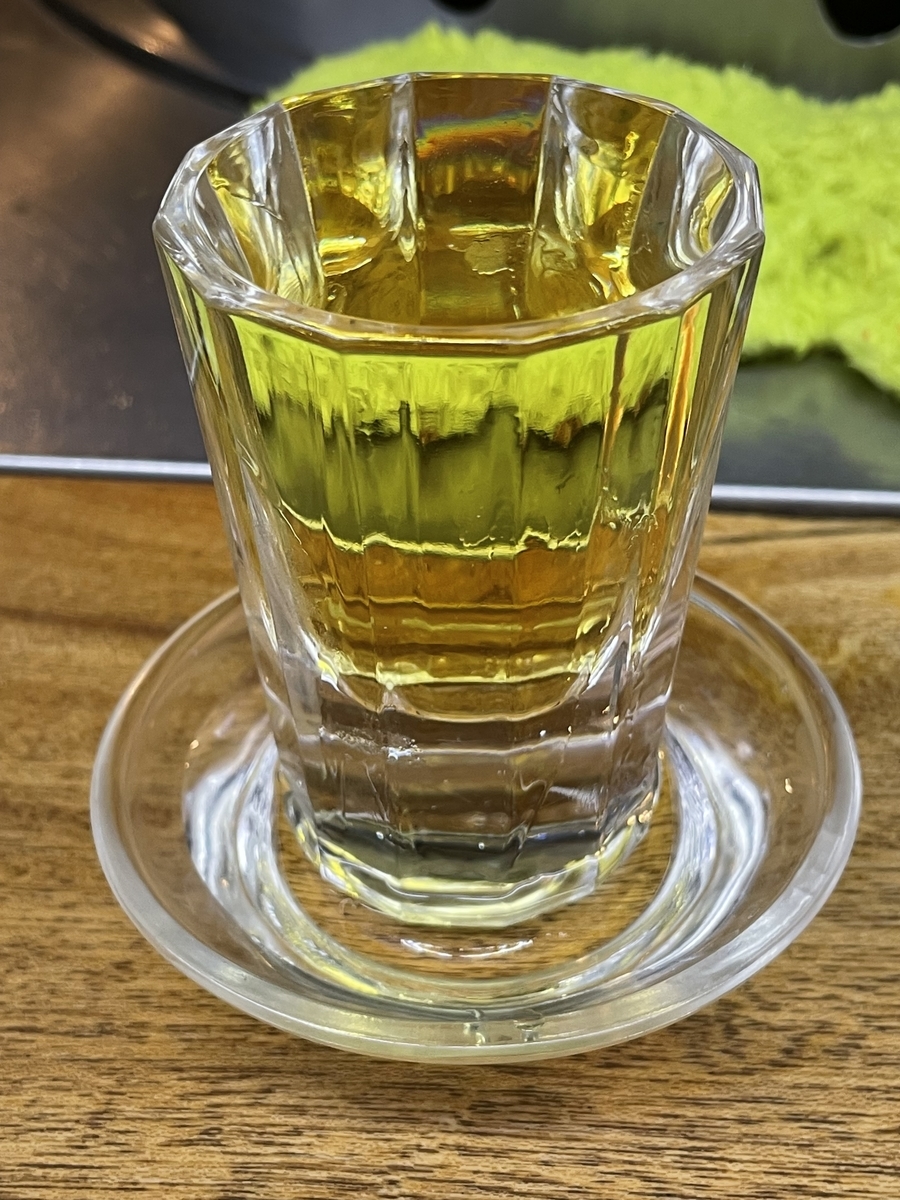 宇ち多 立石 もつ焼き7皿 梅割り3杯半 ウーロン茶 22年6月9日 俺のめし