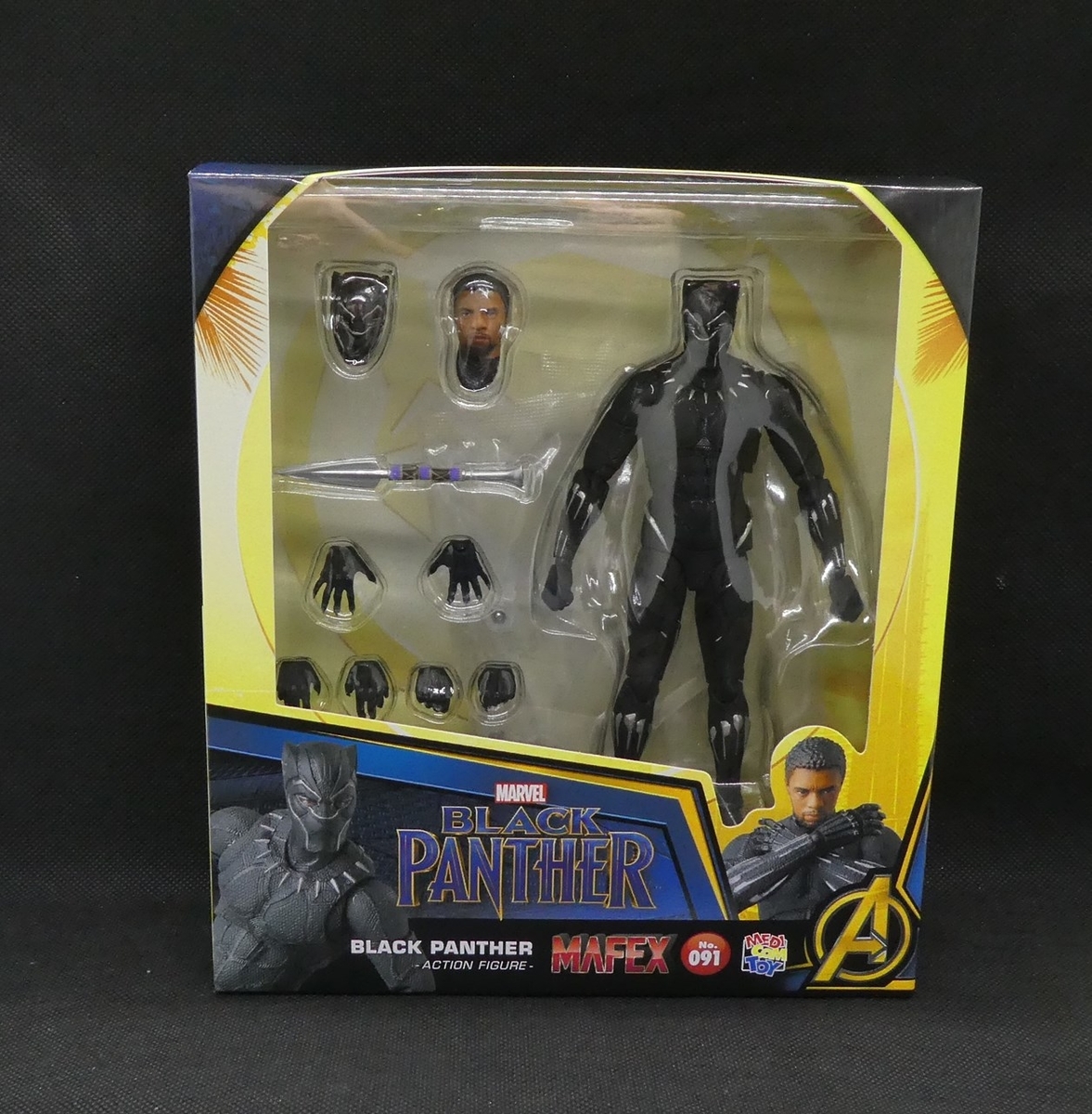 【美品】MAFEX ブラックパンサー 新規頭部パーツでバージョンアップ！高潔な王族ヒーロー