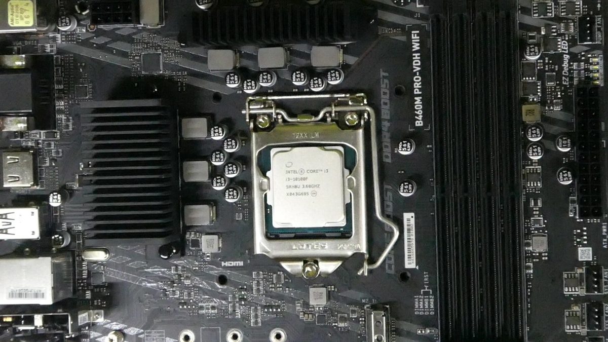 パソコン初心者がCore i3 10100Fを使ってコスパ重視ゲーミング