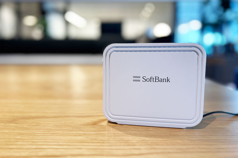 「メッシュWi-Fi」がついにわが家に! インターネットの快適さはどう変わった?