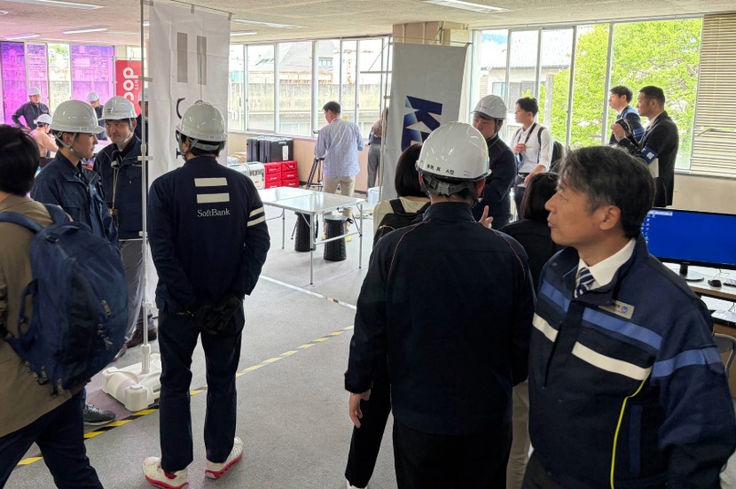ビル内の作業スペースでは、通信事業者各社でスペースを分担して利用することを想定し、復旧作業に必要な環境整備を確認