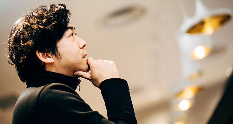 アフターデジタル時代の都市のあり方について語る藤井保文氏