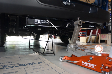 ヒッチメンバー取付け プラド150 ハイエース200 ファクトリー