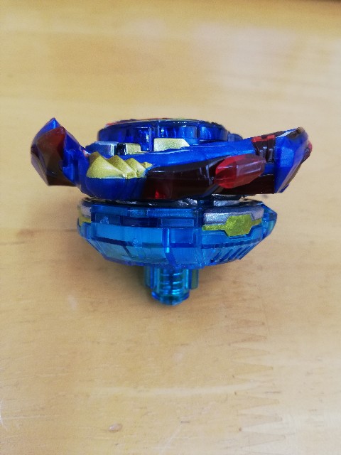 飛翔の斬撃】セイバーヴァルキリー.Sh-7 - BEYBLADE X