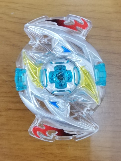 希少 ベイブレードバースト グライドラグナルク.Wh.R 1Sレアカラーver. ベイブレードバースト グライドラグナルク.Wh.R 1S 新品未使用 - メルカリ