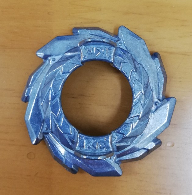 Beyblade ギルティロンギクス Kr.MDs-2 Beyblade ギルティロンギクス Kr.MDs-2 - メルカリ
