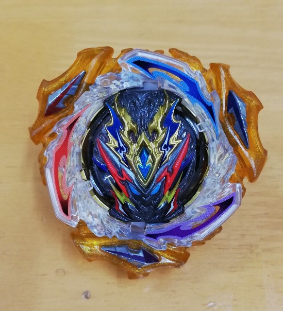 究極合体DXセット　 超ハイペリオン 王ヘリオス ディヴァインベリアル 極合体太陽神】究極合体DXセット - BEYBLADE X