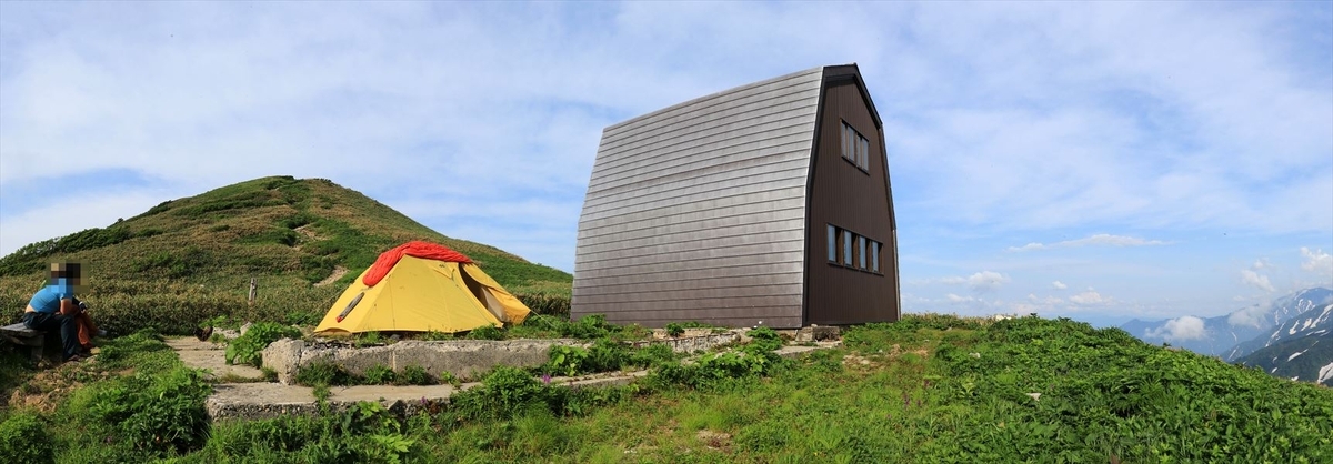 杁差小屋のテント(飯豊連峰の杁差岳)