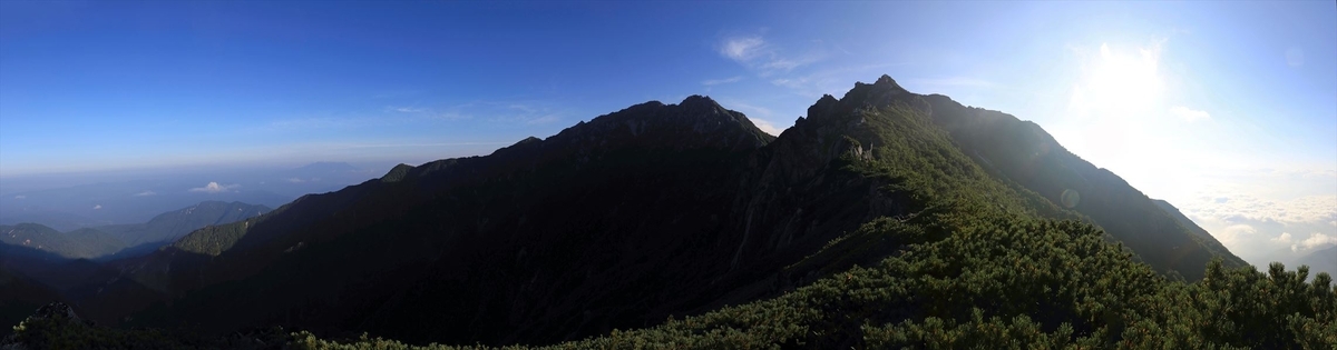 仙涯嶺と南駒ヶ岳（越百山）