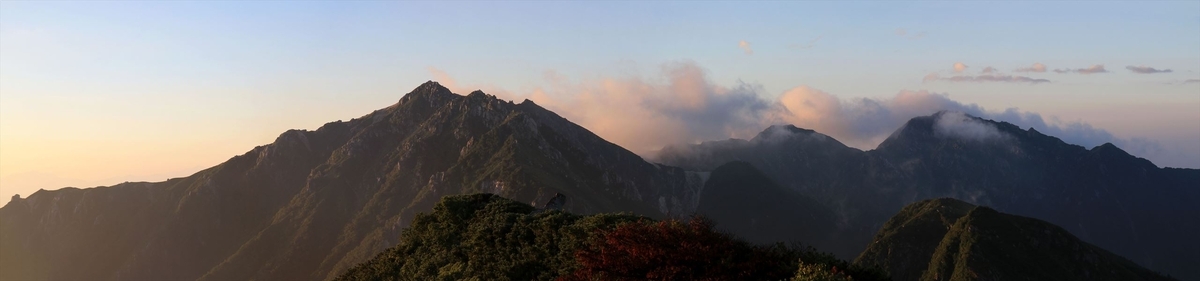 空木岳と赤梛岳と南駒ヶ岳（中央アルプス）