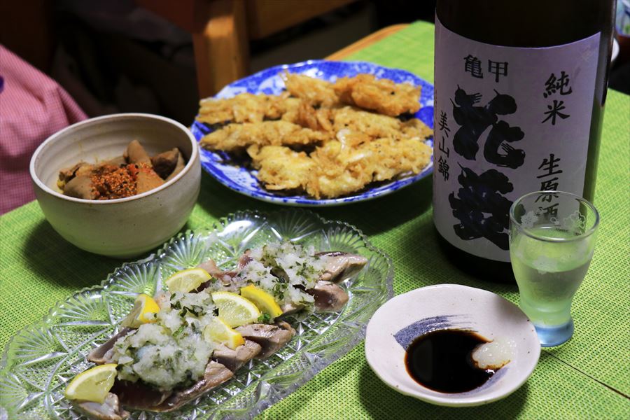 日本酒 鰹のタタキ(亀甲花菱 無濾過中取り純米生原酒)