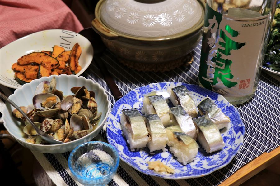 谷泉×加賀鳶 2025 純米酒 鶴野酒造店 福光屋 押し寿司 鍋料理 アサリ 食事 日本酒