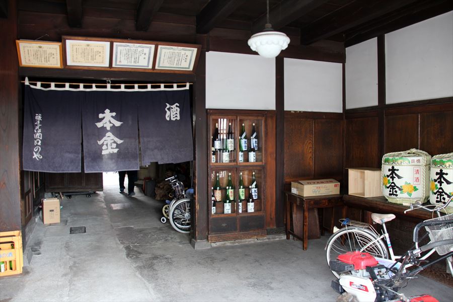 酒ぬのや本金酒造 諏訪五蔵 店内 酒蔵 日本酒 長野県 諏訪市