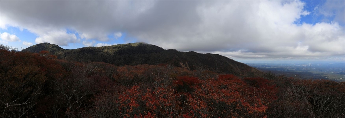 南月山 黒尾谷岳 展望 10月 那須岳