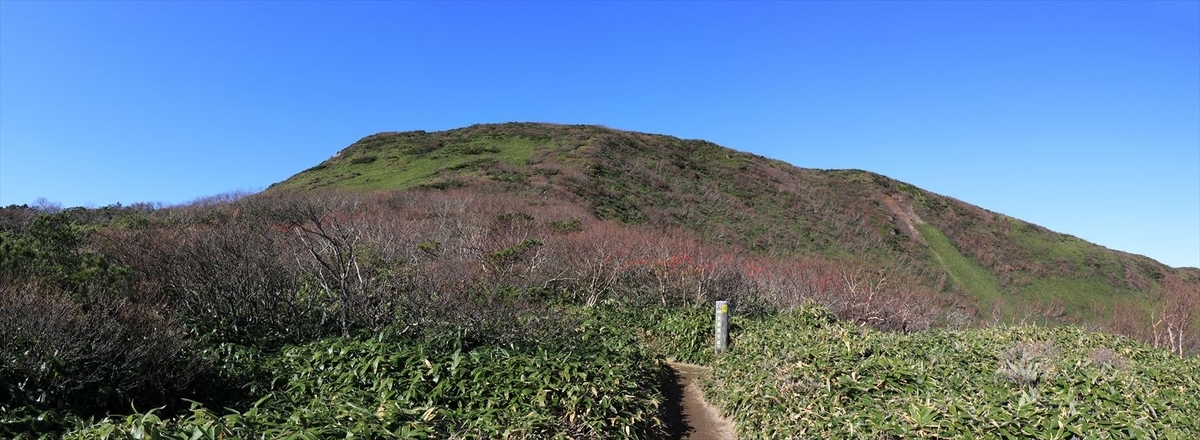 三本槍岳 山頂直下 登り坂 那須岳