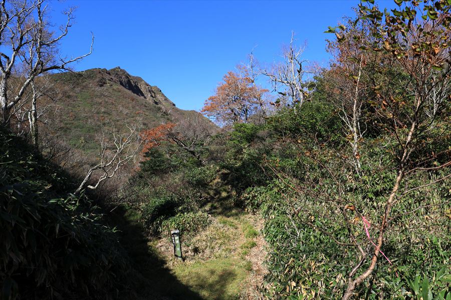 坊主沼 避難小屋 分岐 甲子旭岳 登山道 那須岳