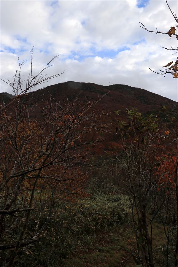 甲子山 登山道 大白森山 曇り 那須岳