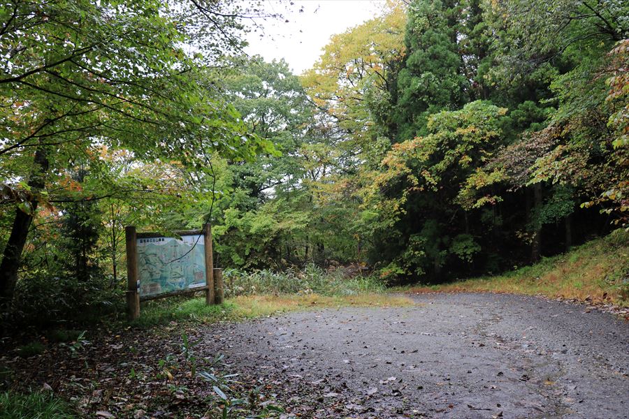小白森山 登山口 駐車場 二岐温泉 天栄村